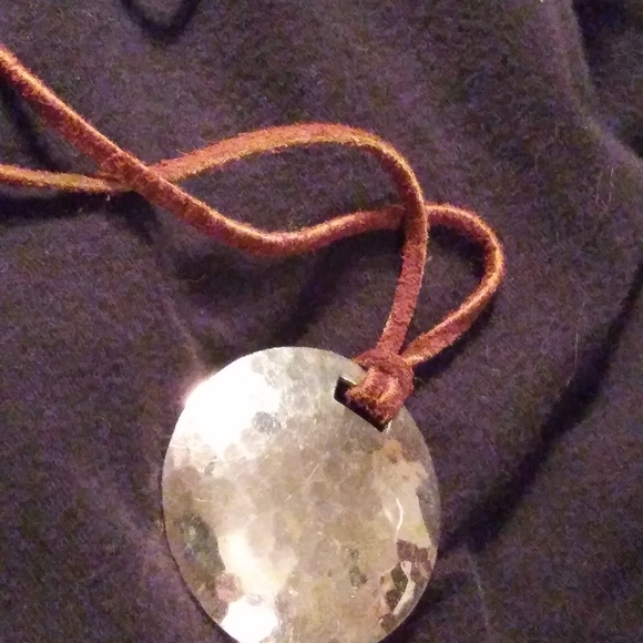 Silver 925 Mexico hammered disc choker necklace on rawhide strap. Sm neck - Picture 3 of 11